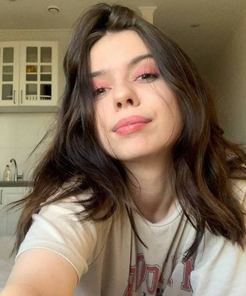 Зульфия, 19 лет